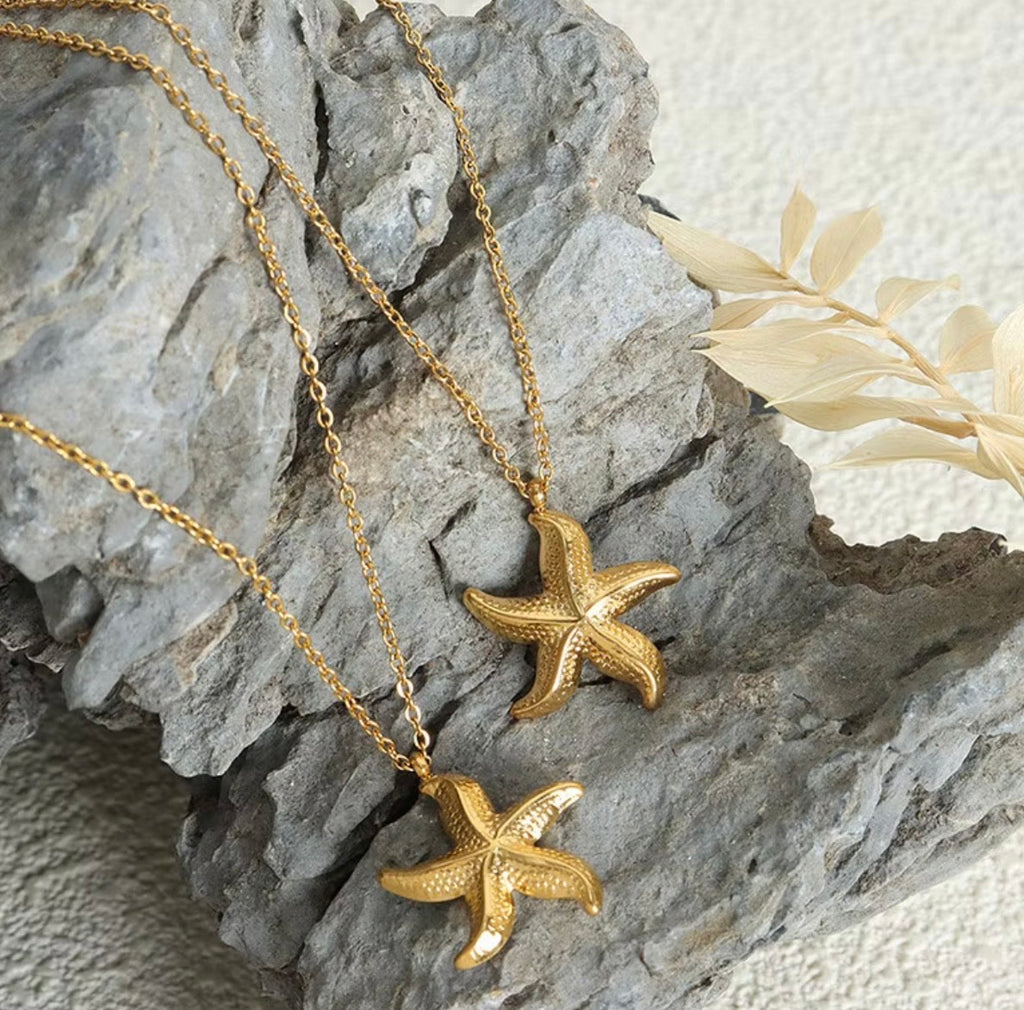 Astra Mare necklace and earing set